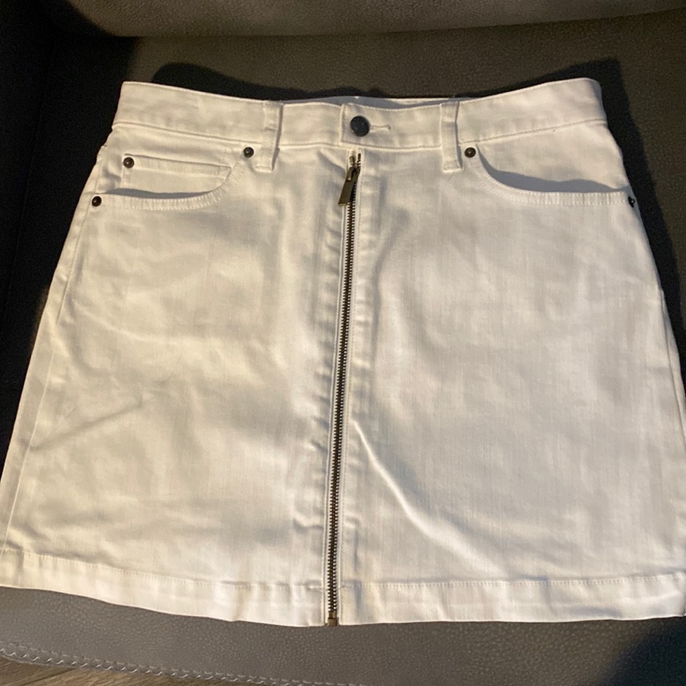 White mini skirt